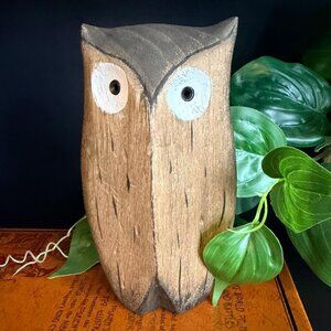 Distressed Wooden Owl Table Sculpture Rustic Woodland Decor